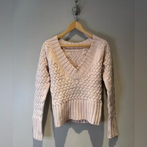 100% Merino Wool Chunky Basket Weave Cable Knit Sweater - Size Medium